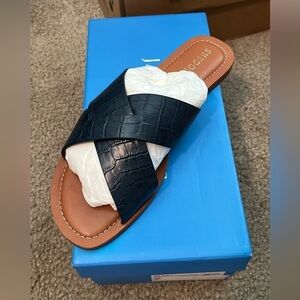 Jack Rogers Croc Slotted Sloane
